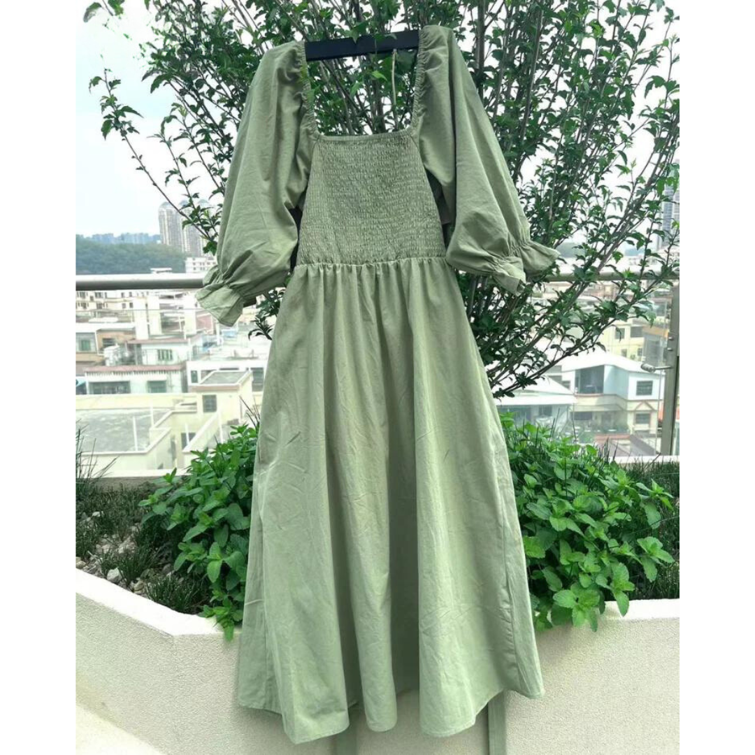 Karolina™ | Französisches Kleid mit Rückenärmeln