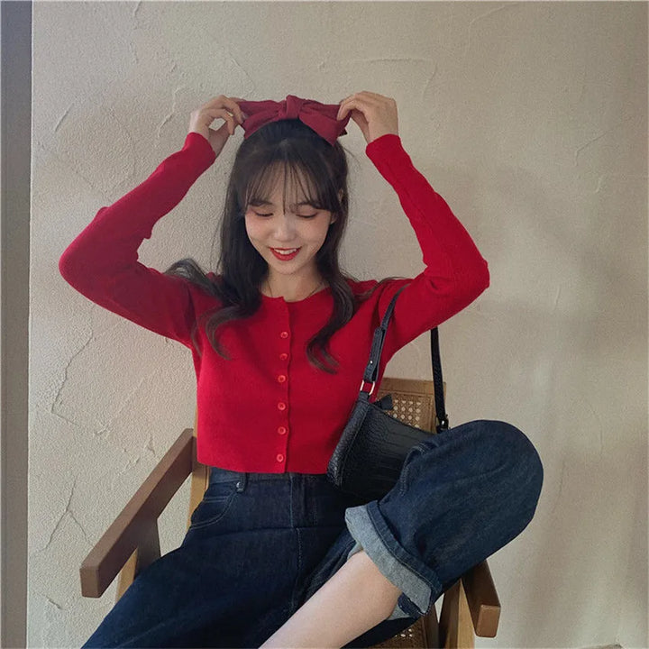 Erika | Crop-Top-Pullover mit Knöpfen