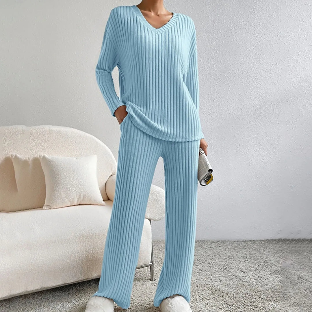 Tyreece | V-Ausschnitt Langarmshirt mit gerader Hose Set