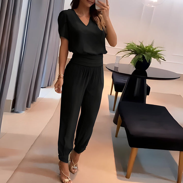 Astrid™ | Trendiges Set mit Bluse und Hose