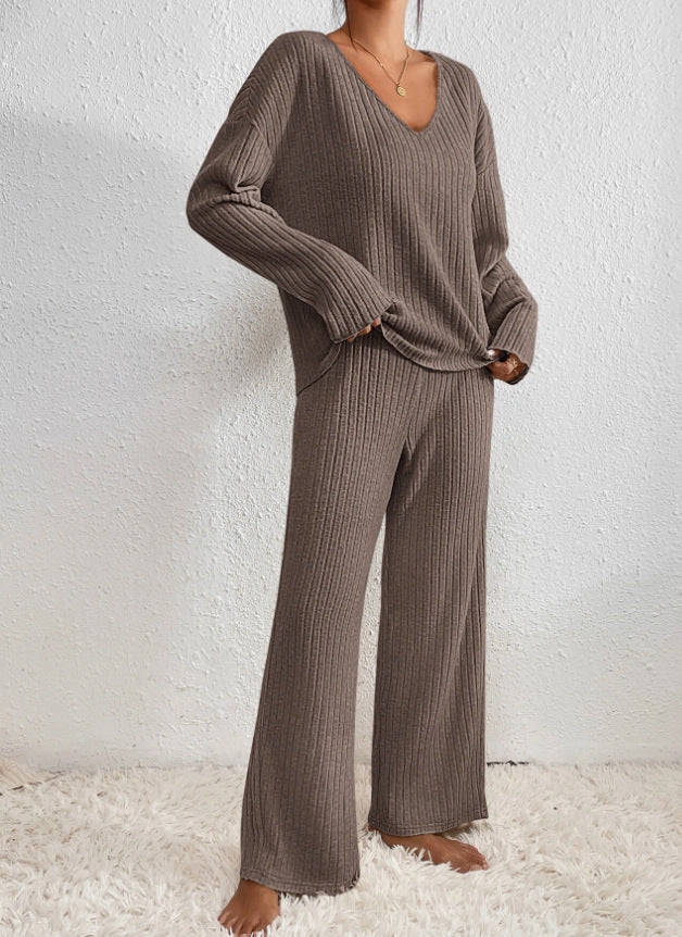 Tyreece | V-Ausschnitt Langarmshirt mit gerader Hose Set