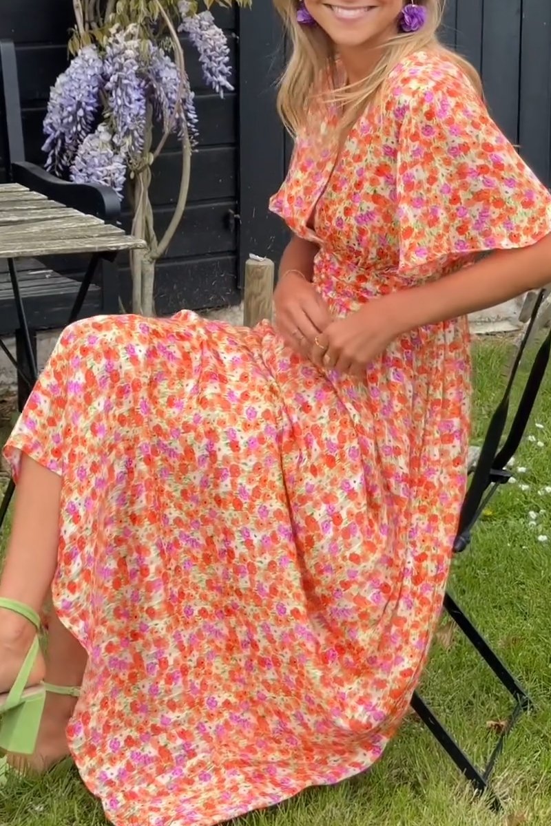 Eileen™ | Elegantes Blumenkleid wit Bauchabdeckung