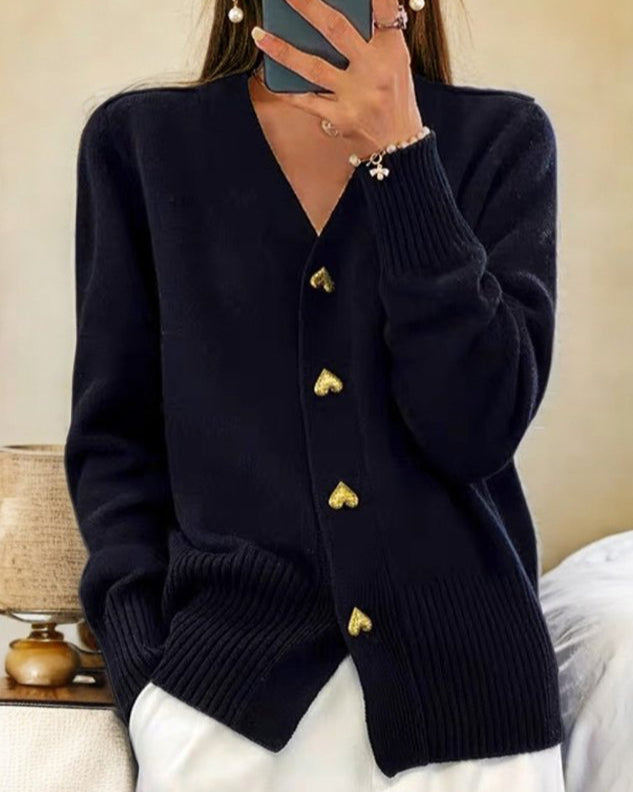 Tiffany | Cardigan mit herzförmigen Knöpfen